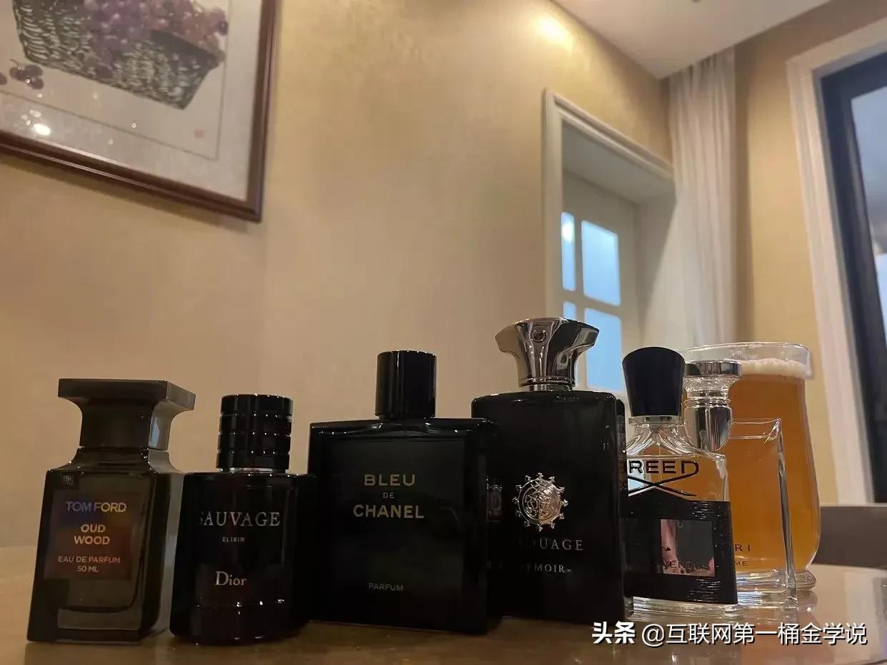 抖音，賺錢(qián)